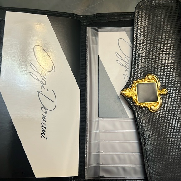 Oggi Domoni Cowhide wallets Gold detail - Picture 13 of 13